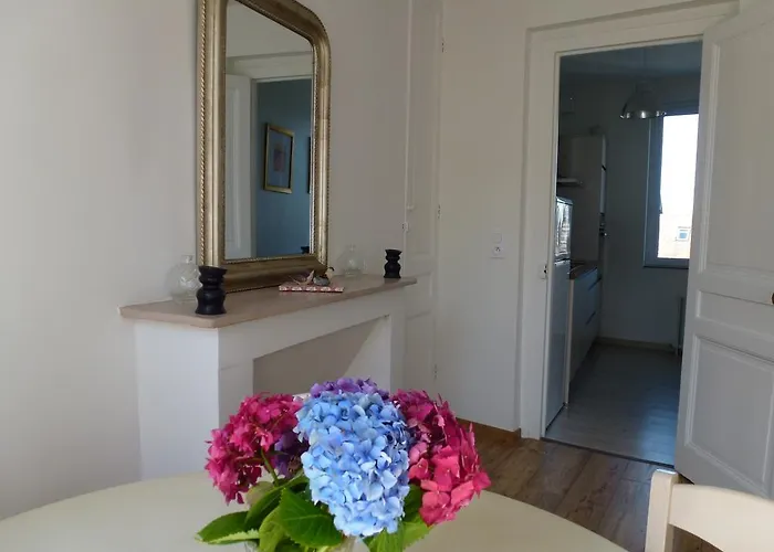 Le Charme à La Française Apartamento