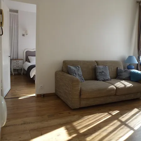 Le Charme A La Francaise * Honfleur