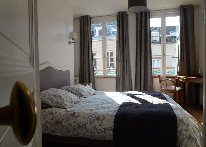 Le Charme à La Française Honfleur